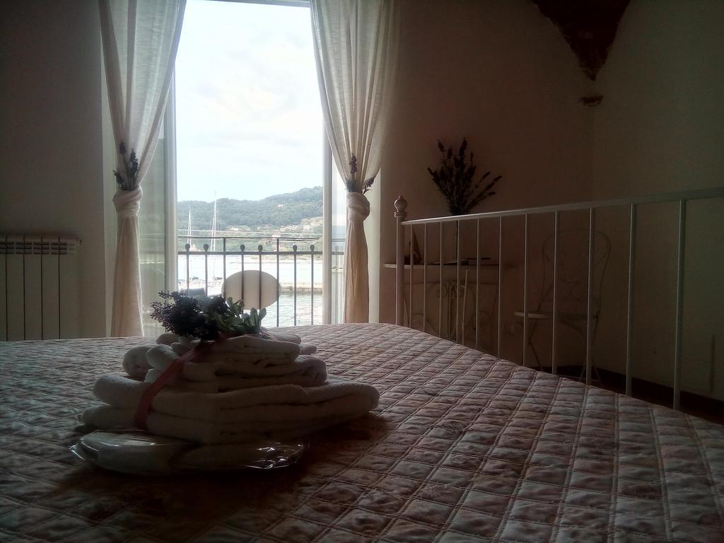 La Casetta Sul Mare Guesthouse Πόρτο Βένερε Εξωτερικό φωτογραφία